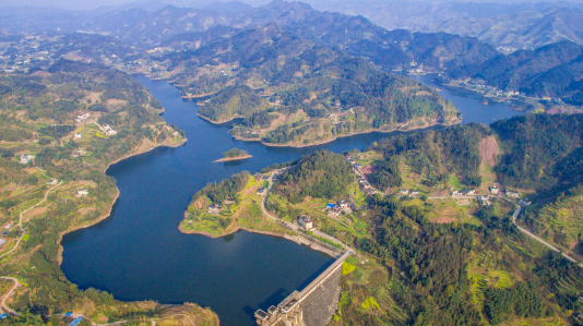辖区简介蕉村镇位于高县南部,距县城40公里,幅员面积85.